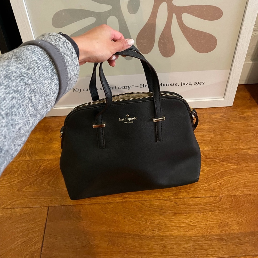 Kate Spade Medium Sized Black Bag (like new!)